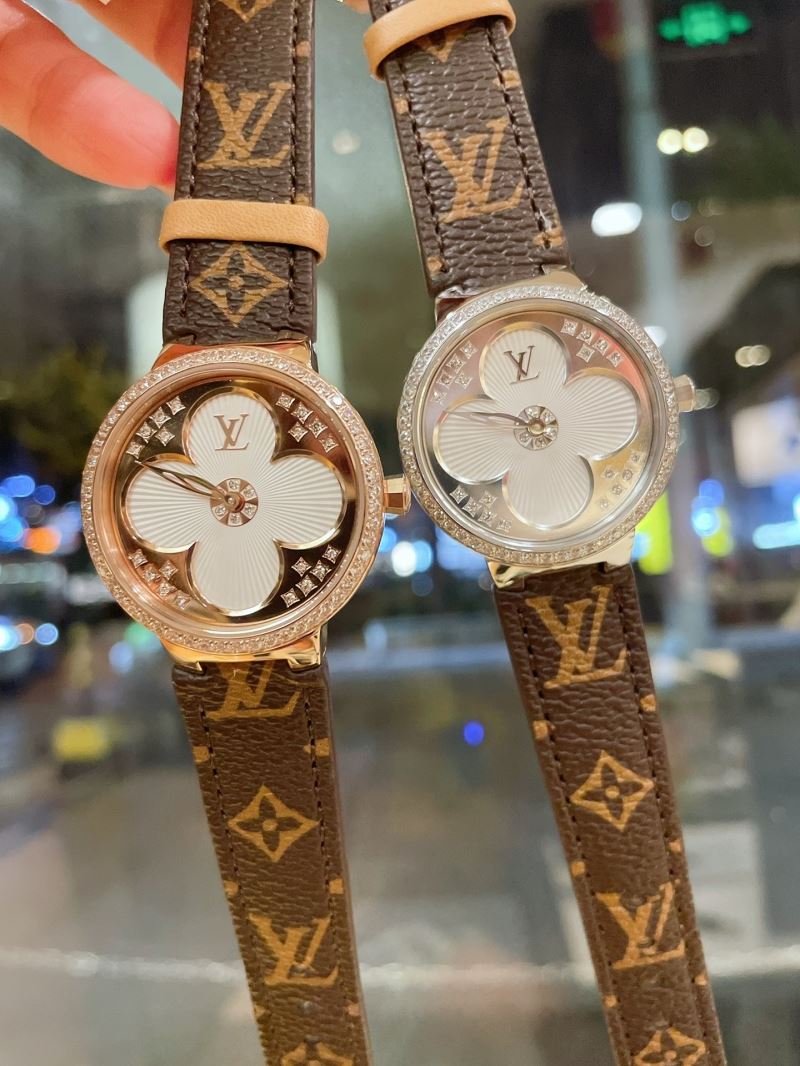 LOUIS VUITTON Watches